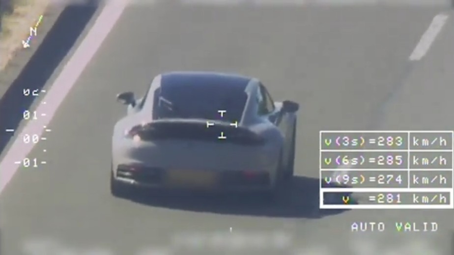 Irlandês é detido na Espanha após ser flagrado dirigindo Porsche a 285 km/h
