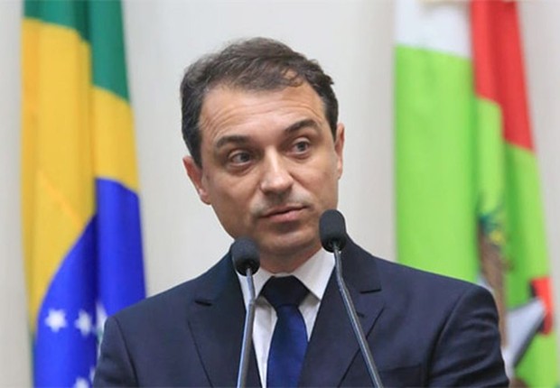 O governador de Santa Catarina, Carlos Moisés (Foto: Julio Cavalheiro/SECOM)