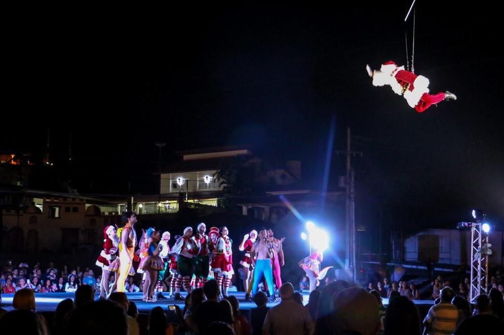 'Natal de Paz e Luz' tem inÃ­cio no dia 14 de dezembro em GravatÃ¡ â€” Foto: Prefeitura de GravatÃ¡/DivulgaÃ§Ã£o