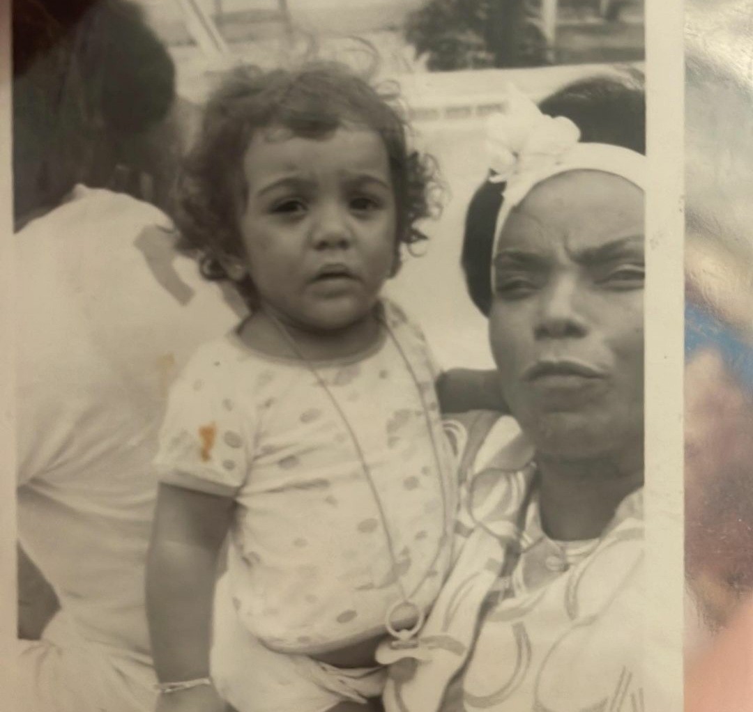 Vanessa Soares com a avó, Elza Soares (Foto: Reprodução / Instagram )