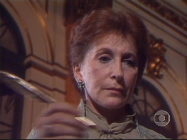 Tereza Rachel como Princesa Isabel na minissérie Abolição (Globo, 1988) (Foto: Reprodução)