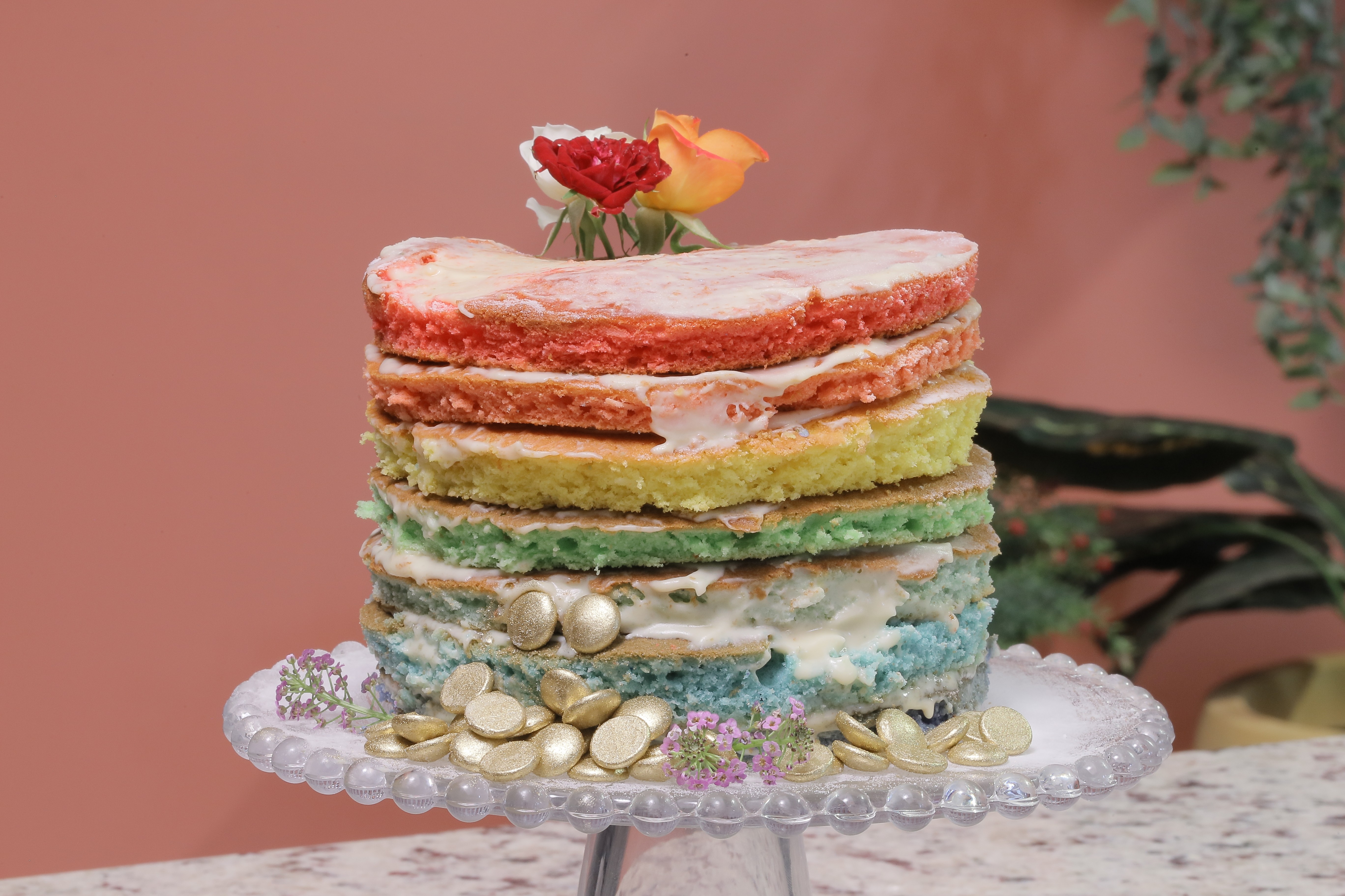 Receita Naked Rainbow Cake (Foto: Divulgação)