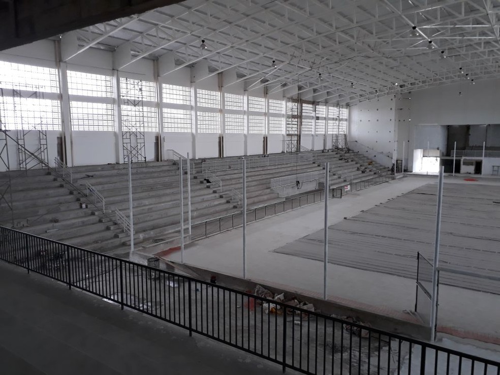 Ginásio Francisco Vilobaldo recebe os últimos preparativos para inauguração  (Foto: Wilson Mendonça Galego)