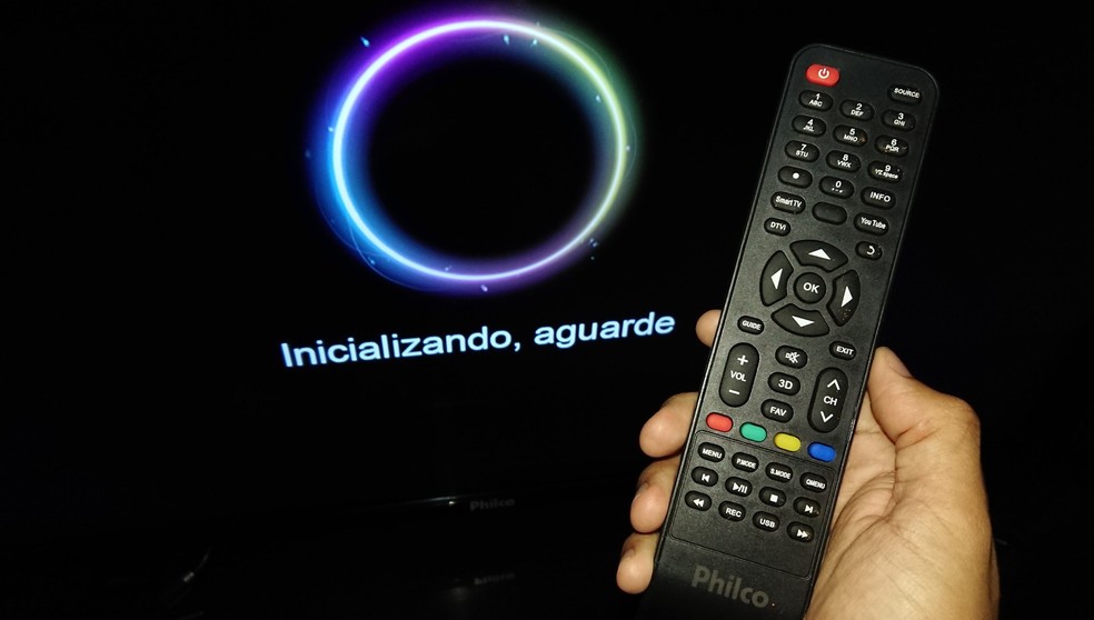 Como instalar app na smart tv philco pelo pendrive