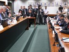 Conselho de Ética retoma debate de parecer sobre Eduardo Cunha
