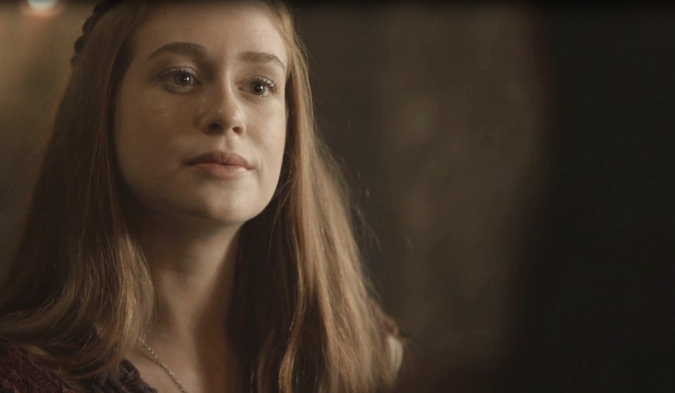 Amália diz que fez à ela o mesmo que a todos de Montemor (Foto: TV Globo)