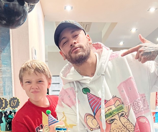 Neymar comemora seu aniversário com o filho, Davi Lucca (Foto: Reprodução/Instagram)