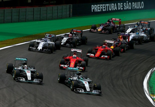 GP Fórmula 1 no Brasil, disputa em Interlagos, em novembro de 2015 (Foto: Dan Istitene/Getty Images)