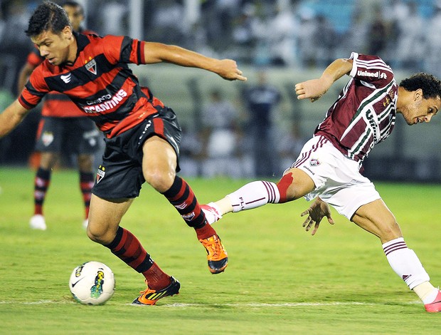 Wellington nem, Fluminense e Atlético-Go (Foto: Dhavid Normando / Photocamera)