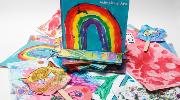A startup se especializou em criar livros personalizados com os desenhos das crianças (Foto: Divulgação)