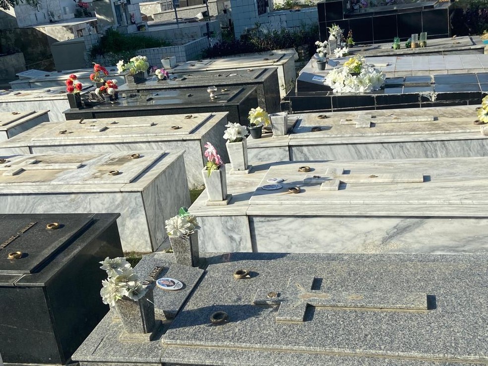 Crime ocorreu no cemitério público de Nova Cruz — Foto: Divulgação