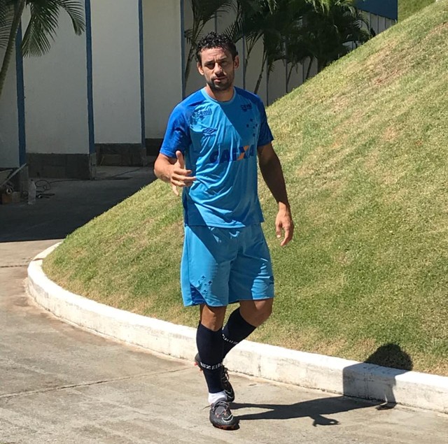 Fred treina, mas não deve enfrentar o Tupi na quarta; Raniel também é dúvida