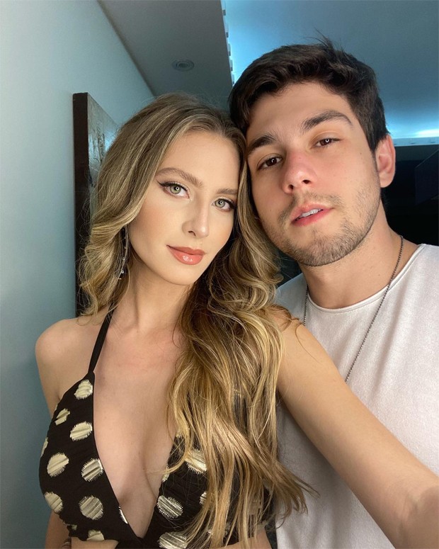 Daniel Rangel e a namorada, Hannah Romanazzi (Foto: Reprodução / Instagram)