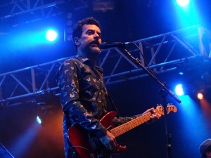 Fábio Trummer, da Banda Eddie (Foto: Paula Cavalcante/ G1)