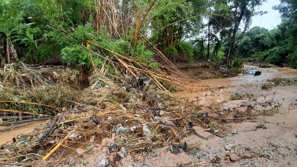 Chuva em Vespasiano, na Grande BH — Foto: Thâmer Pimentel / TV Globo