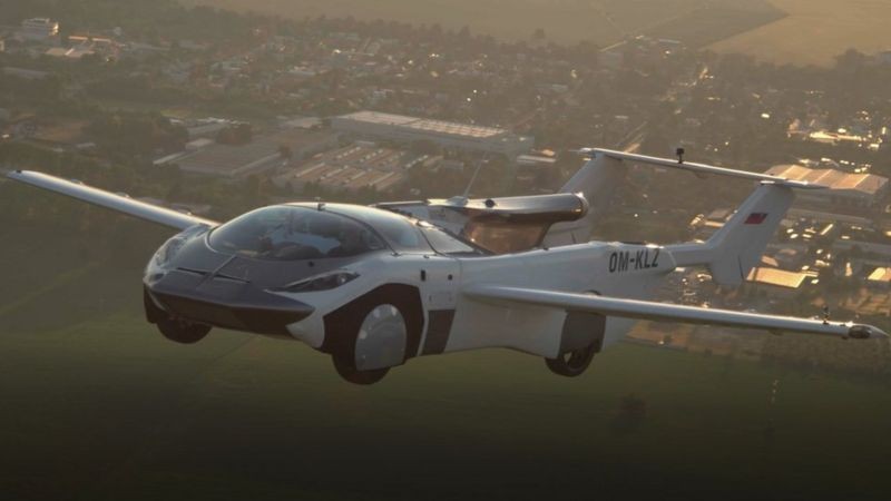 O protótipo do carro voador completou voo teste de 35 minutos entre dois aeroportos (Foto: KLEIN VISION)