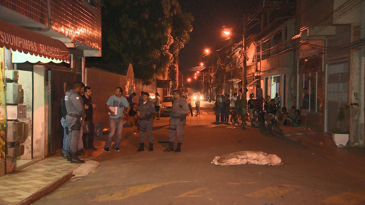 Uma pessoa é morta e outras 4 ficam feridas em tiroteio em Cariacica, ES Espírito Santo G1