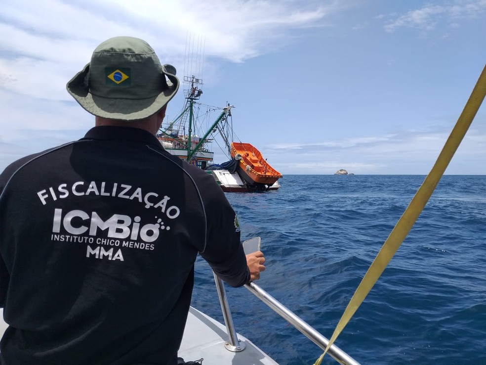 Fiscalização do ICMBio para pesca predatória e clandestina na Reserva Extrativista Marinha do Arraial do Cabo no Rio de Janeiro — Foto: Divulgação/Resex/ICMBio