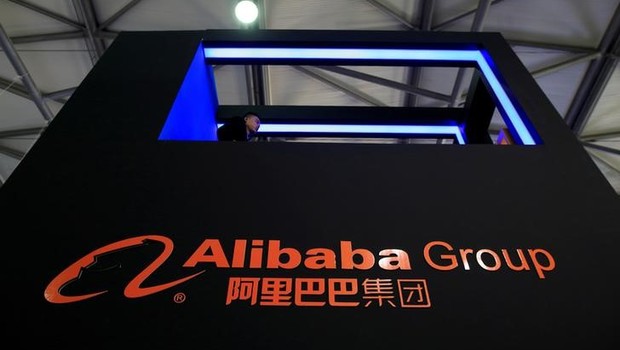 Logo da Alibaba em exposição de Shanghai, China (Foto: Aly Song/Reuters)