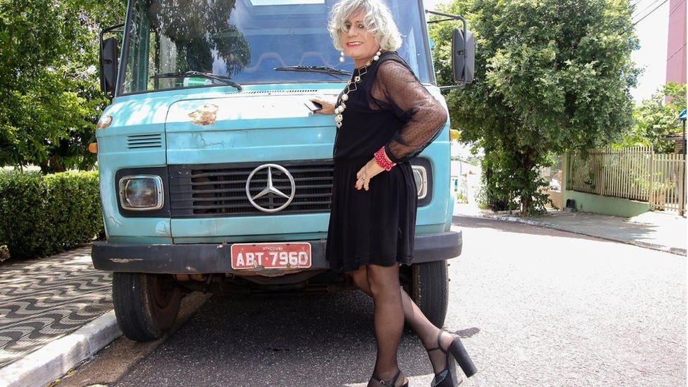 1 - Há seis meses, ela pede para ser chamada pelo nome feminino, escolhido em homenagem à deusa grega Afrodite (Foto: Alair Ribeiro/BBC Brasil)