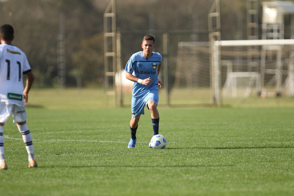 Grêmio recebe sondagens de Palmeiras e Athletico-PR  por Pedro Lucas