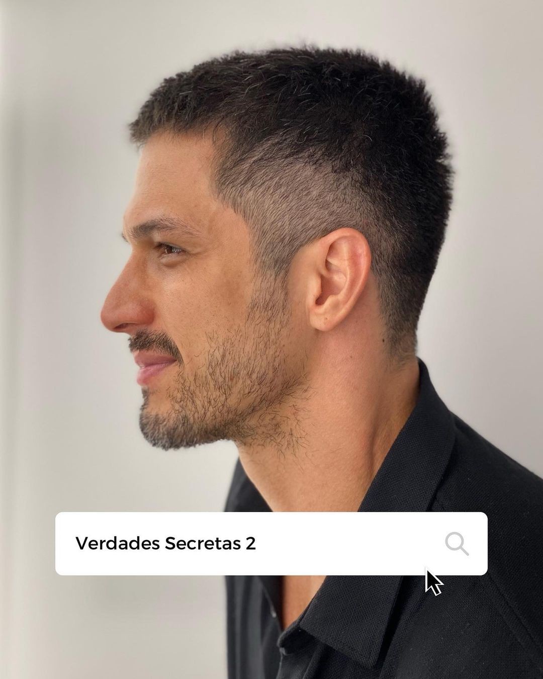 Romulo Estrela nos bastidores de Verdades Secretas II (Foto: Reprodução/ Instagram)