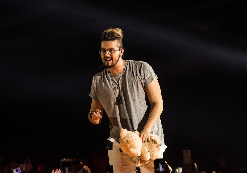 Luan Santana na estreia carioca do show 'X' (Foto: Divulgação / Glaucon Fernandes)