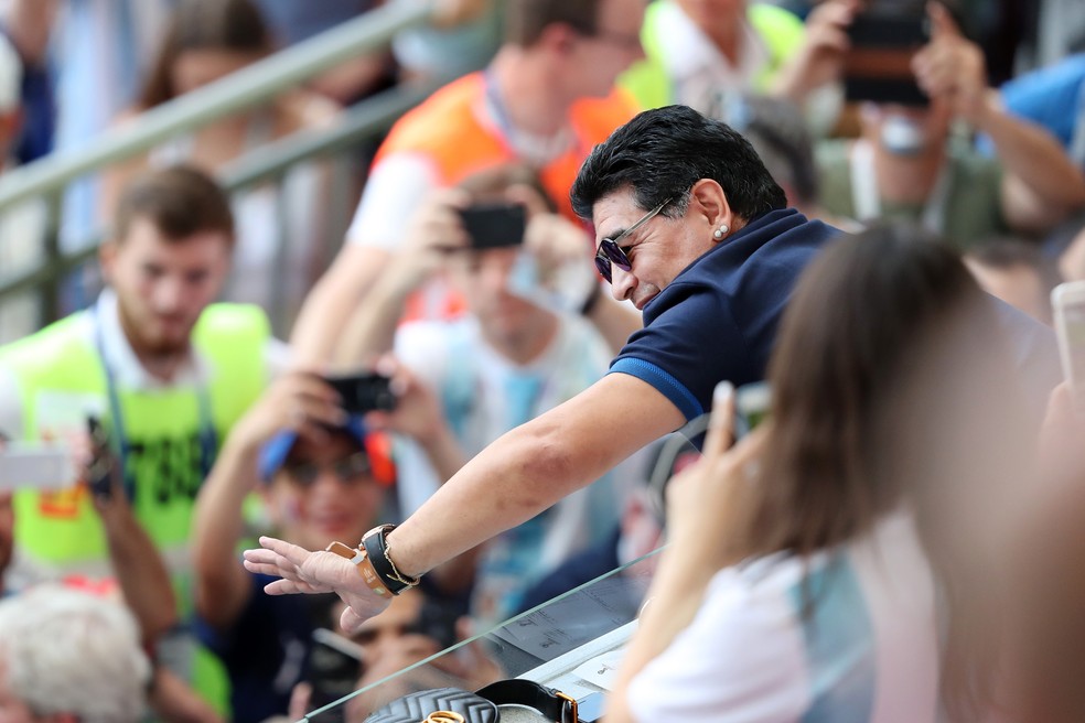 Maradona está em Kazan para acompanhar Argentina contra a França (Foto: Catherine Ivill/Getty Images)