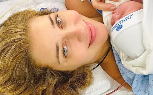 Ana Beatriz Barros dá à luz a segundo filho,  Alexander