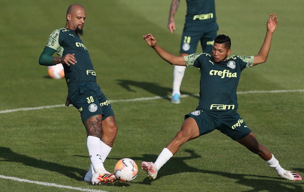 Com treino tático em Assunção, Palmeiras encerra preparação para enfrentar o Guaraní