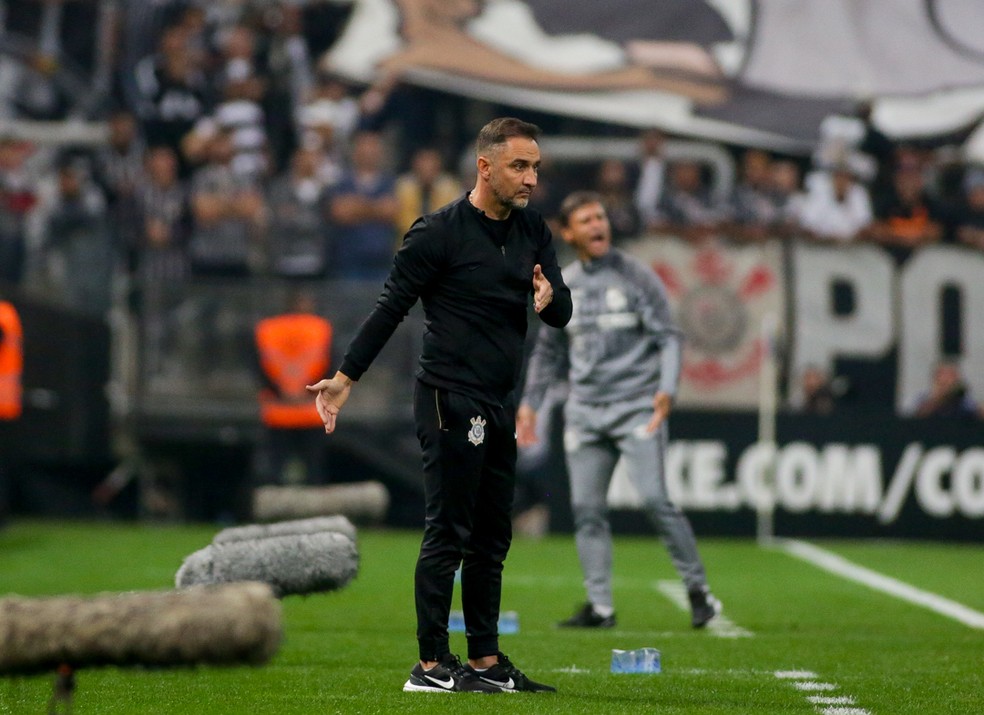 Contra o Santos, Timão pode escalar até 8 jogadores diferentes em relação ao jogo de ida