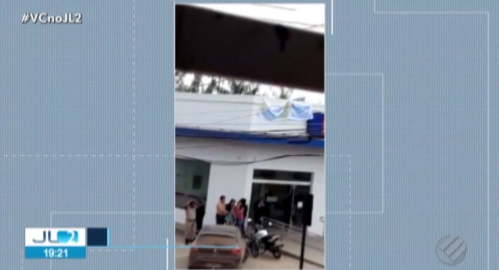 Segundo a polícia, cerca de 10 homens armados participaram da assalto a agÊncia do Banpará em Viseu — Foto: Reprodução / TV Liberal