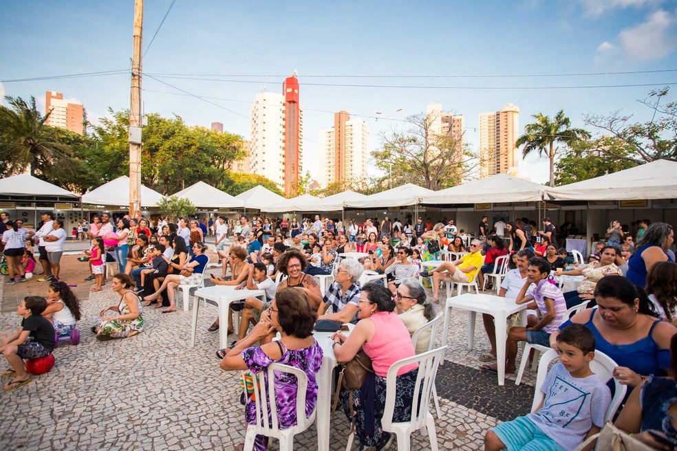 Edição de dezembro do Mercado das Pulgas acontece no sábado na Praça Cívica de Natal — Foto: Divulgação