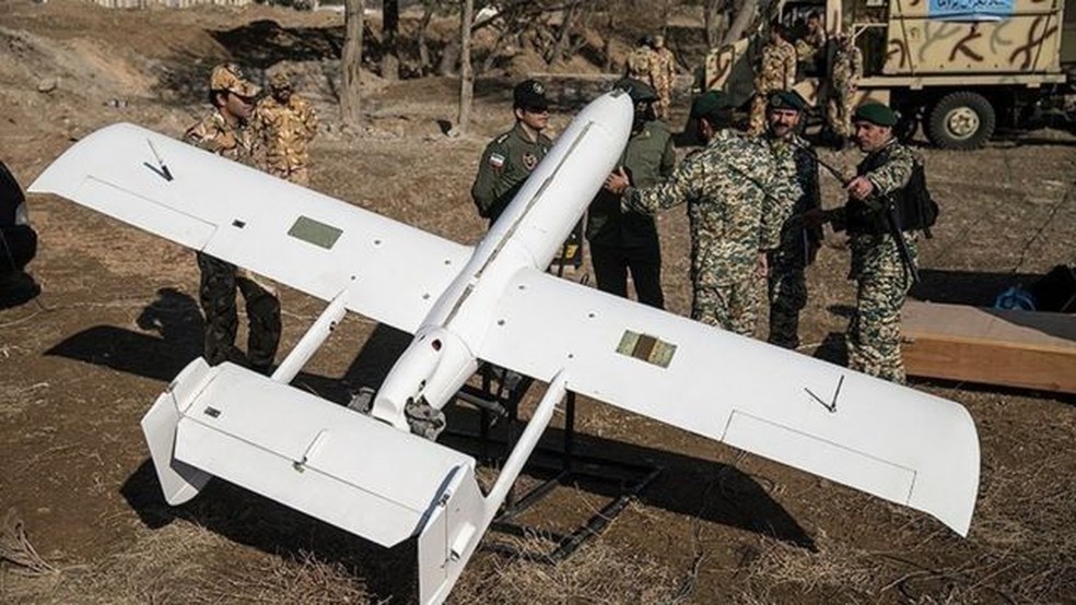 O Mohajer 2 iraniano é o modelo original dos drones venezuelanos — Foto: TASNIM NEWS/HOSSEIN ZOHREVAND (CC BY 4.0)