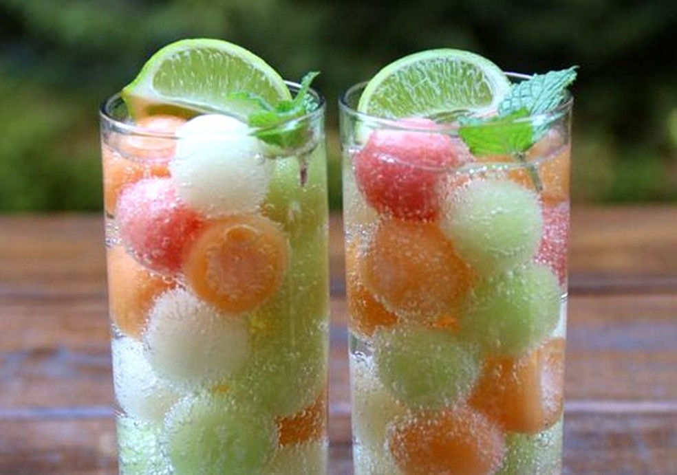 Gelo raspadinha de frutas (Foto: Reprodução) — Foto: Glamour
