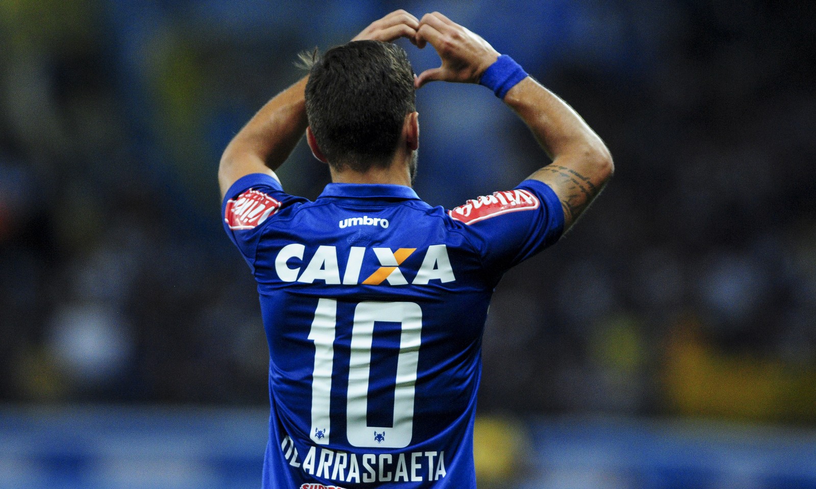 Carrasco nos clássicos, Arrascaeta quer que Cruzeiro se aproveite de cansaço do rival no domingo