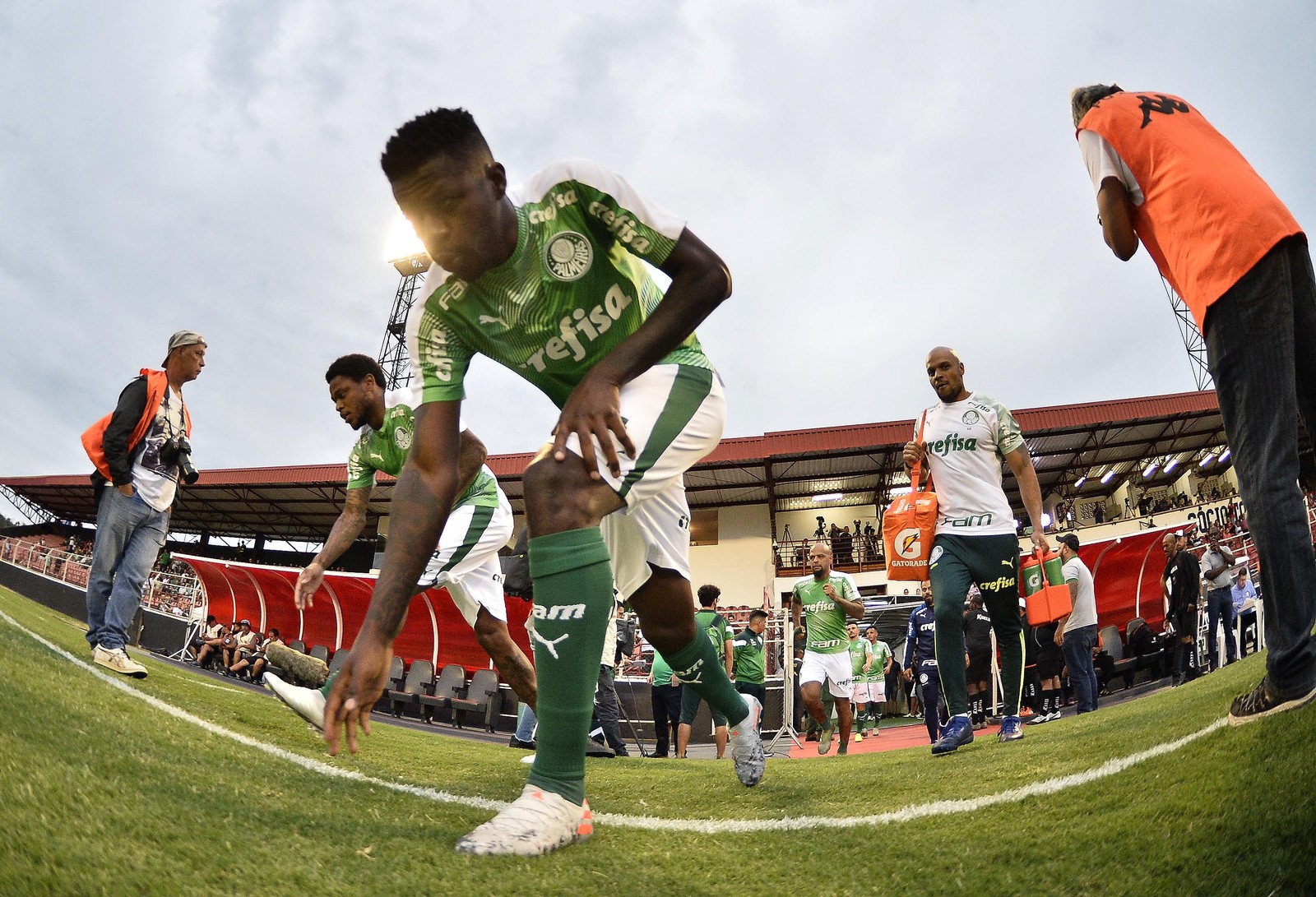 Cirurgia e trabalho individual: Palmeiras vê Ramires 100% após recuperá-lo em silêncio