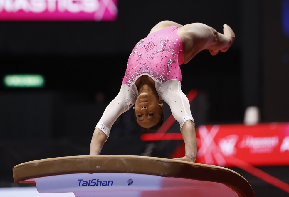 Rebeca Andrade no salto do Mundial de ginástica — Foto: REUTERS/Kim Kyung-Hoon