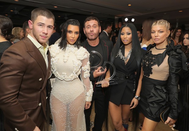 Nick Jonas, Kim Kardashian, Mert Alas, Nicki Minaj e Fergie (Foto: Getty Images)