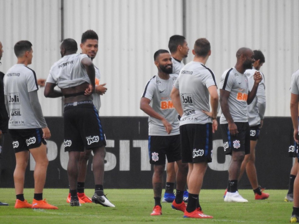 Confira como Corinthians e Cruzeiro se enfrentarão hoje em Itaquera