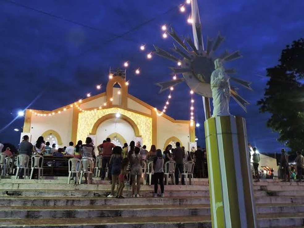 Fiéis participam de missa na Paróquia de São José, em Juazeiro do Norte — Foto: Pastoral de Comunicação da Paróquia São José