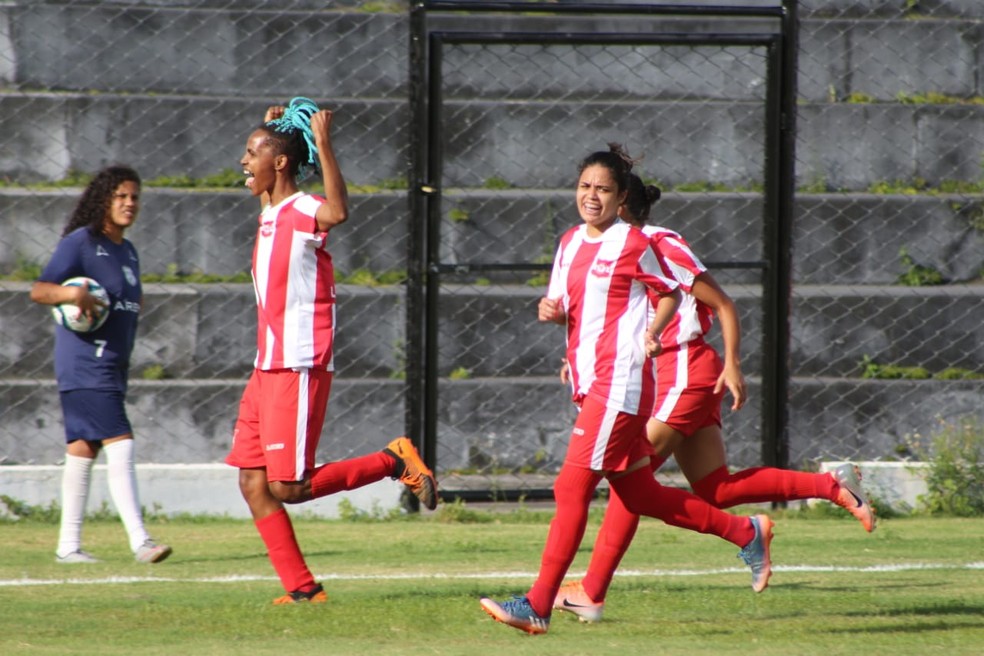 Auto Esporte sela a classificação como líder da primeira fase do Campeonato Paraibano de Futebol Feminino — Foto: Cassiano Cavalcanti / Treze