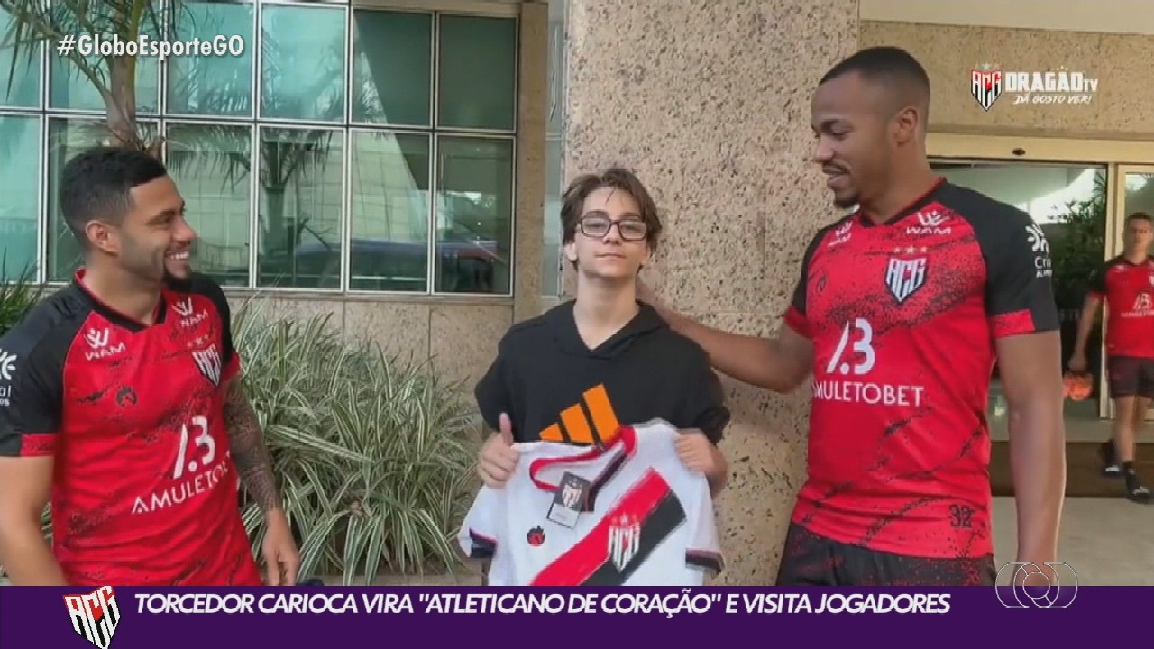 Torcedor carioca vira 'atleticano de coração' e visita jogadores no hotel