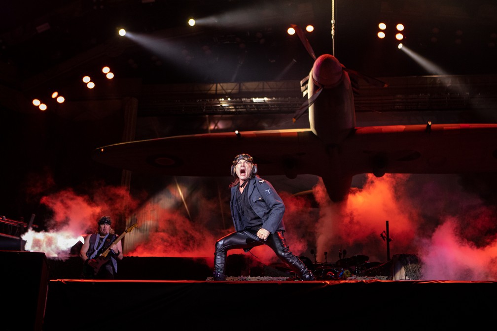 Bruce Dickinson durante show do Iron Maiden no palco Mundo do Rock in Rio 2019 — Foto: Marcelo Brandt/G1