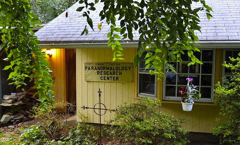 A fachada do Museu dos Ocultos Warren, em Monroe, nos Estados Unidos (Foto: Reprodução/Warren Museum)