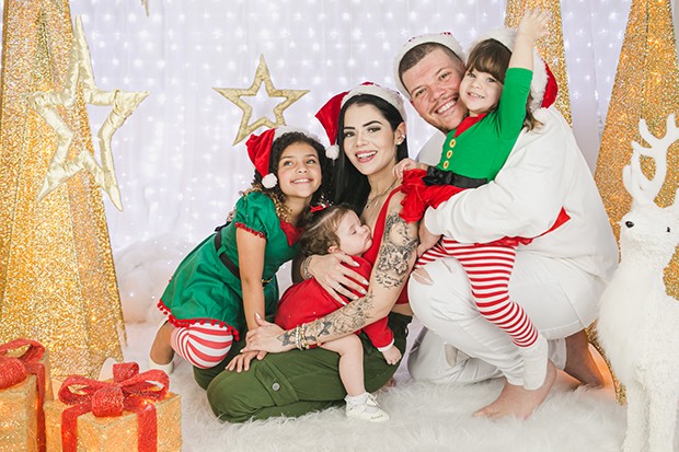 Ferrugem celebra Natal em família: Muito amor envolvido - Quem