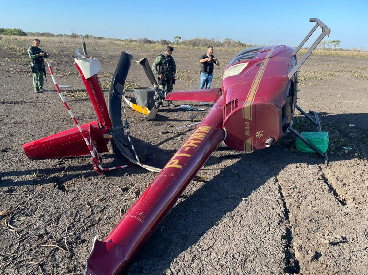 Helicóptero que caiu com 300 kg de cocaína está em nome de policial civil do DF