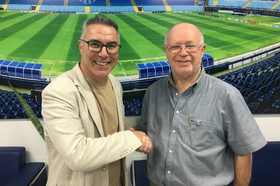 Avaí anuncia Augusto Inácio