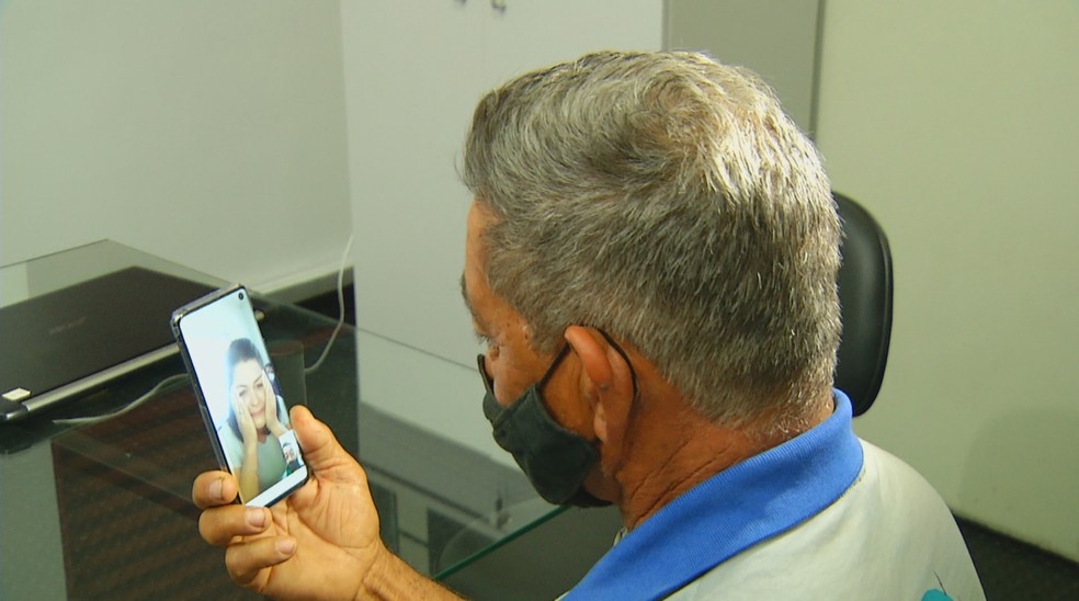 Pai e filha se reencontram após 30 anos depois de operação da polícia: ‘Totalmente realizada’ — Foto: TV Anhanguera/Reprodução