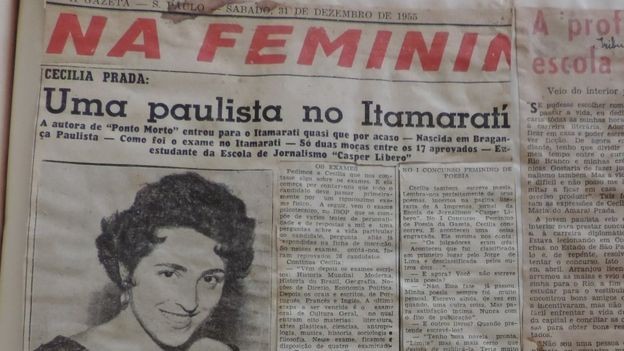 Cecília Prada foi notícia quando entrou para o Itamaraty, em 1955; ela teve de abandonar a carreira porque se casou (Foto: ARQUIVO PESSOAL)